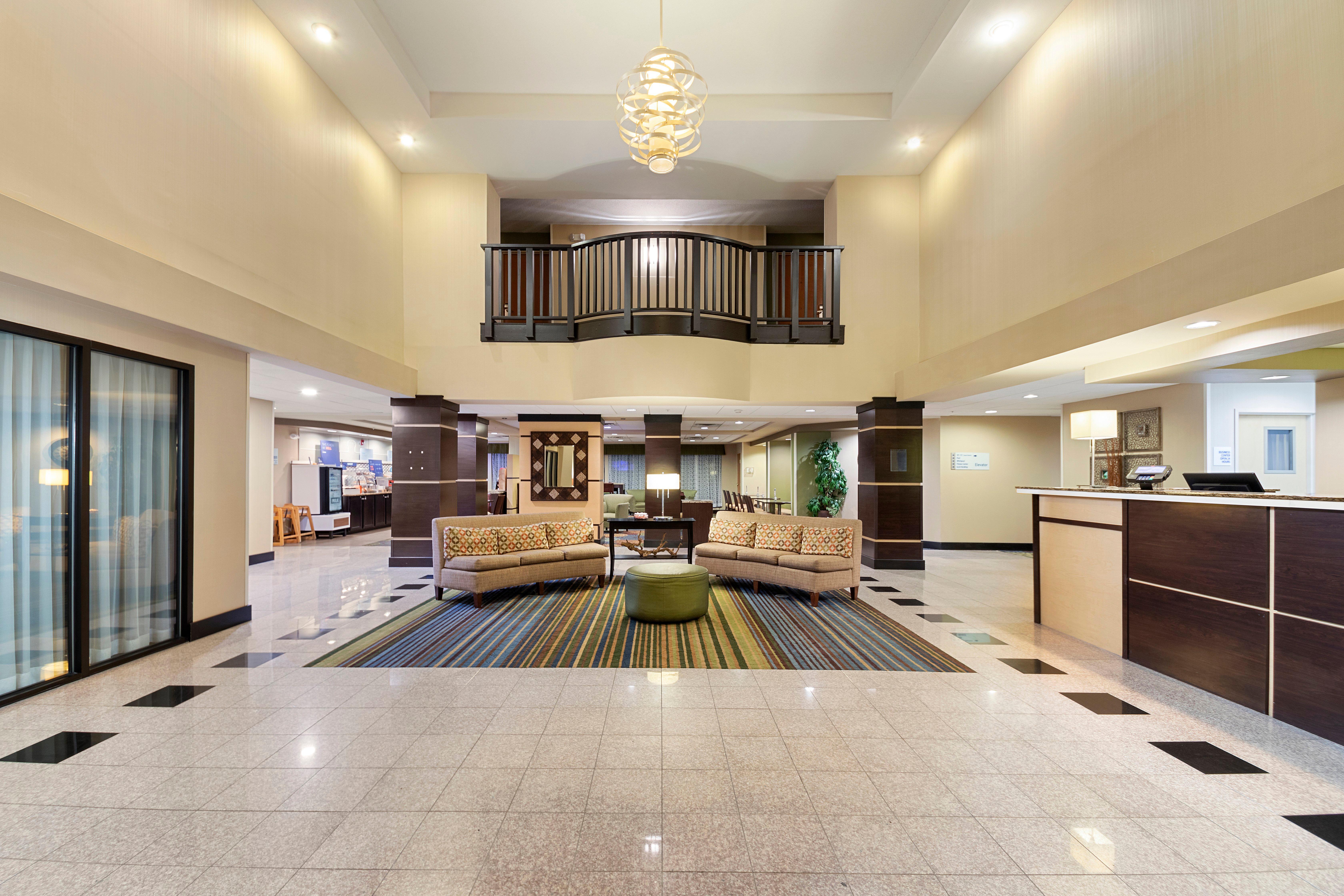 Holiday Inn Express Bloomington West By Ihg Exterior foto