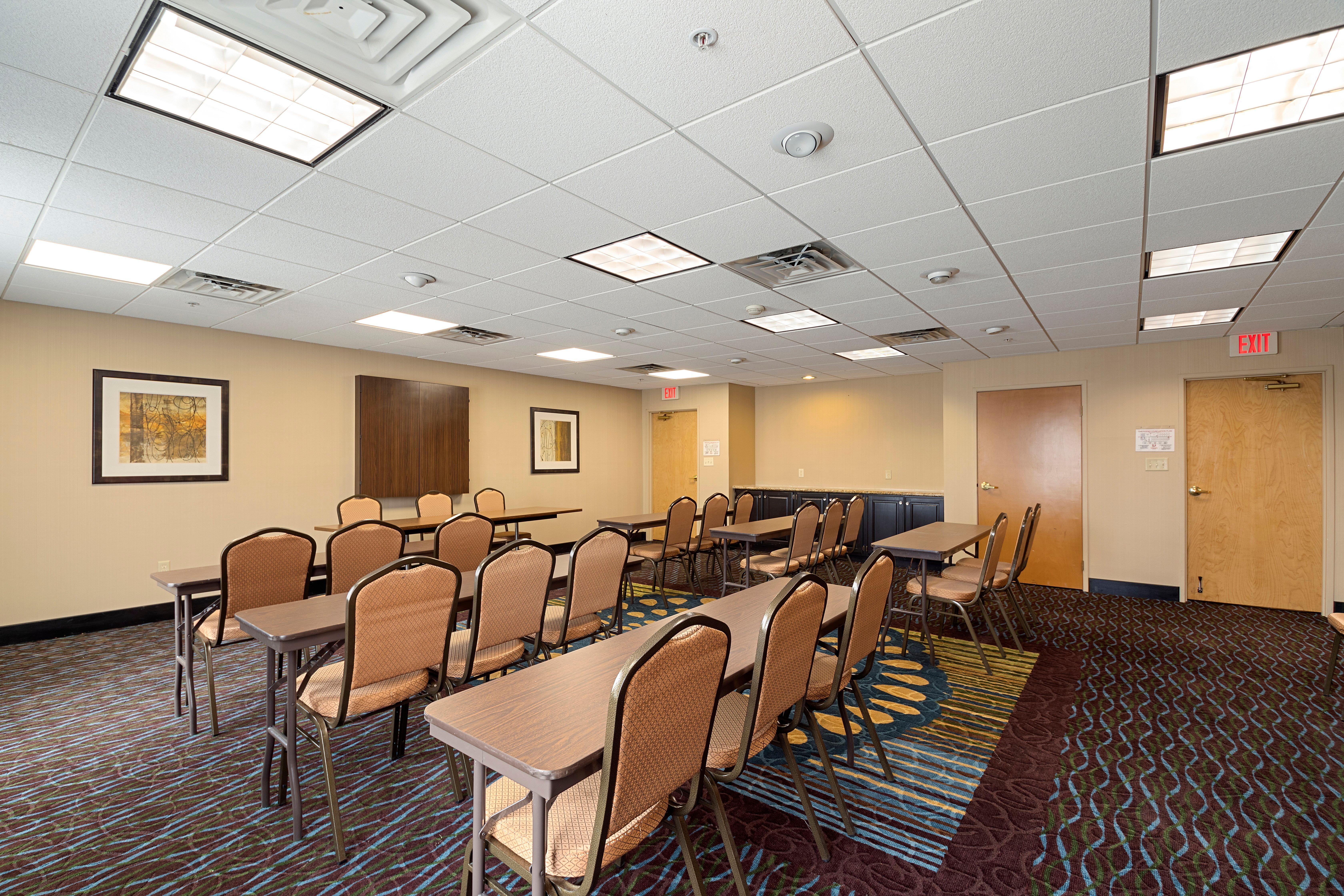 Holiday Inn Express Bloomington West By Ihg Exterior foto